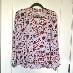 Boho chic!  Great condition! Way cute floral patterned blouse.  NY & Co Sz Sm.